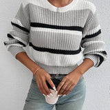 Pulover de damă alb de iarnă lejer oversize relaxat confortabil moale modern